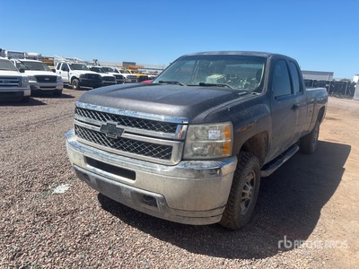 2011 Chevrolet Silverado 2500HD 4x4 Extended Cab Pickup