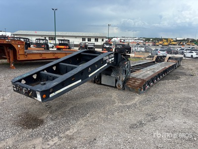 2014 Trail King TK110HDG 55 ton Tri/A Removable Gooseneck Lowboy Trailer