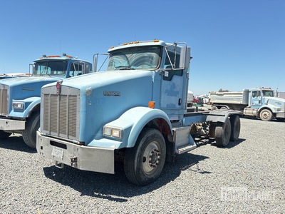 2006 Kenworth T-800 6x4 Cab & Chassis