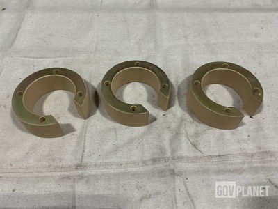 (133) BAE Systems 12538871 C Shaped Antenna Spacers