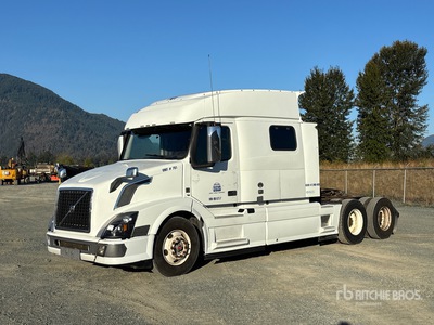 2018 Volvo VNL730 6x4 Tracteur Routier Couchette