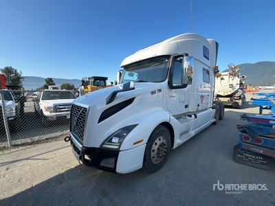 2019 Volvo VNL860 6x4 Ciągnik siodłowy T/A z kabiną sypialną
