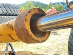 Hydraulics with Saddle Positioning Cylinder