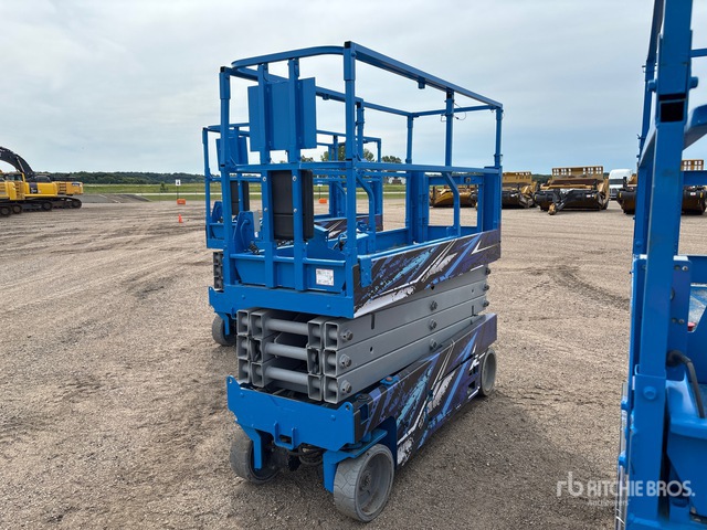 Electric Scissor Lift