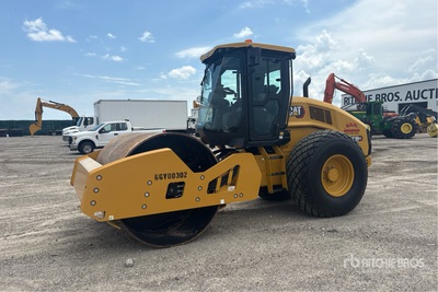 2024 Cat CS10GC Smooth Drum Compactor