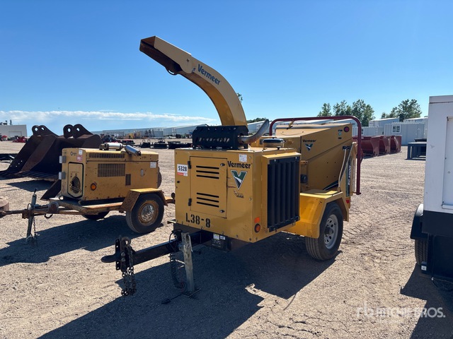 2019 Vermeer BC1000XL Tow-Behind Wood Chipper