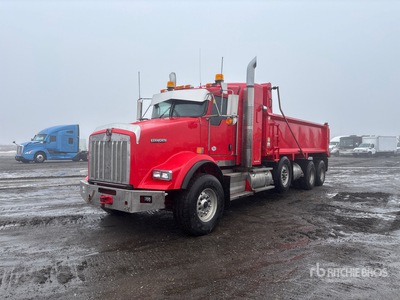 2021 Kenworth T800 8x4 Sleeper Tri/A Dump Truck