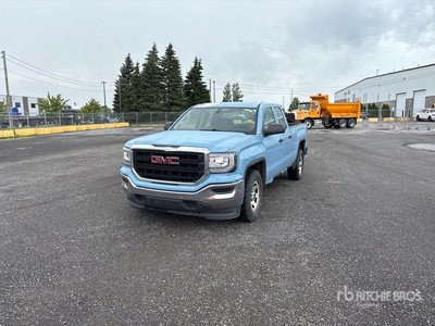 2017 GMC 1500 4x2 Extended Cab Pickup