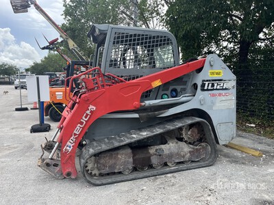 2019 Takeuchi TL12R2-R Oruga cargadora compacta