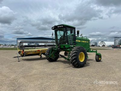 2009 John Deere 4895 35 ft Swather Windrower