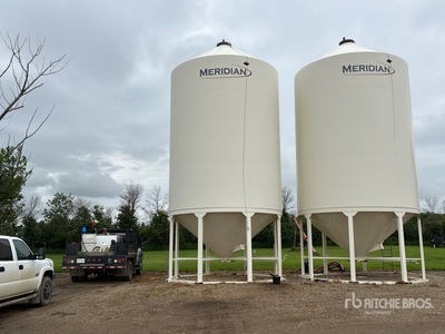 Meridian 1620S D5 +/- 4100 bu Smooth Wall Hopper Grain Bin