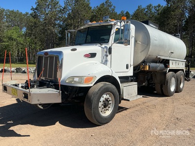 E.D Etnyre and Co 3500 gal on 2007 Peterbilt 340 6x4 アスファルト運搬トラック