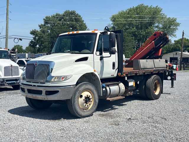 2015 Palfinger PK8501 11020 lb Knuckle Boom on 2015 International 4300 4x2 Boom Truck