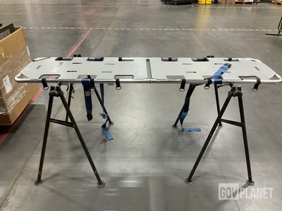 (6) DynaMed Compact Treatment Stations