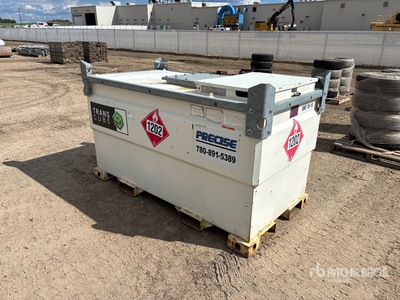 2012 2000 L Skid Mounted Steel Fuel Tank