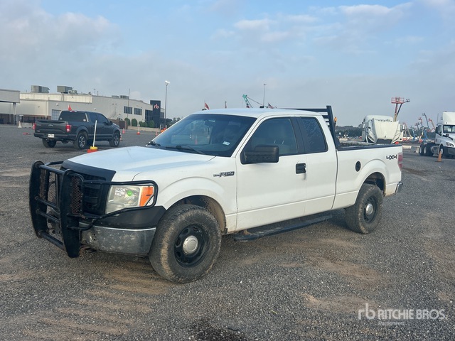 2013 Ford F-150 XL 4x4 Extended Cab Pickup