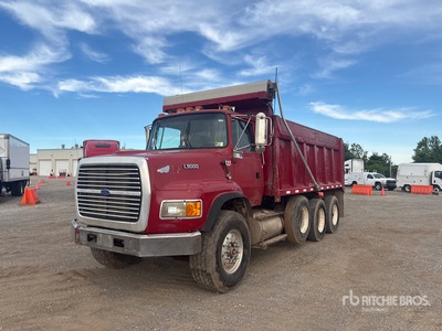 1995 Ford LTS9000 6x4 Tri/A Dump Truck