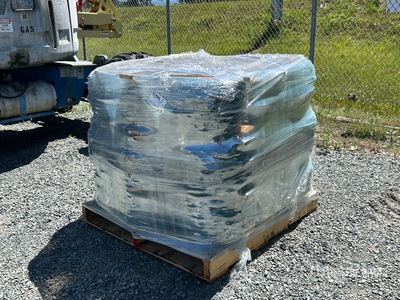 Quantity of (27) Galvanized Prikkeldraad (Unused)