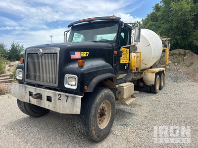 2005 International Paystar 5500i 8x4 Mixer Truck