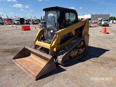 2016 Cat 239D Two-Speed لودر بجنزير