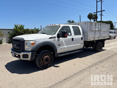 2016 Ford F-550 XL 4x2 Crew Cab Camión plataforma volquete
