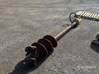 18 in Hydraulic Post Hole Auger Attachment