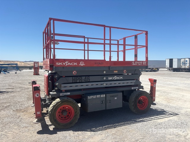 2015 Skyjack SJ7127 RT 4x4 Dual Fuel Scissor Lift