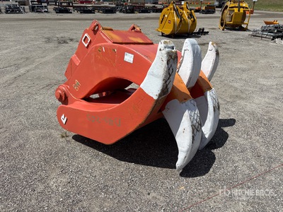 Rockland 48 in Excavator Grapple