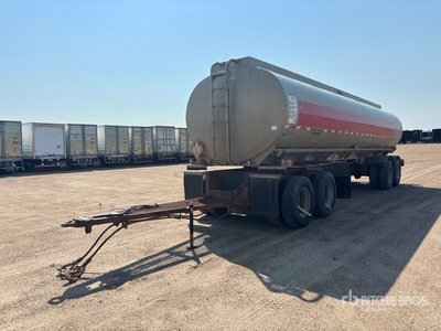 2001 Advance 9510 gal Quad/A Tanker Trailer