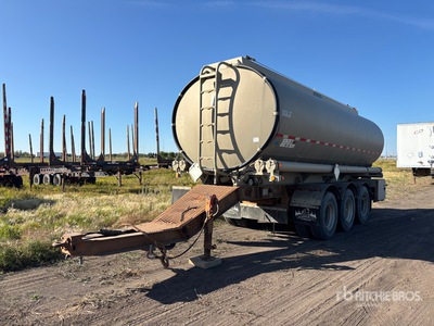 2000 Advance 26000 L Tri/A Remorque citerne