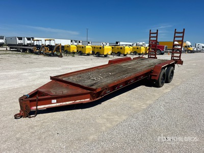 2000 Towmaster 23 ft T/A Equipment Trailer