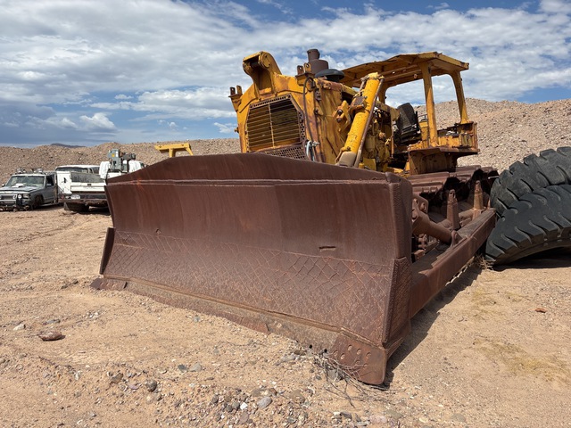 1969 Cat D9G Crawler Dozer (Inoperable)