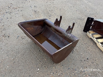 36 in Cleanup بوم حفار خلفي - Fits John Deere 310C