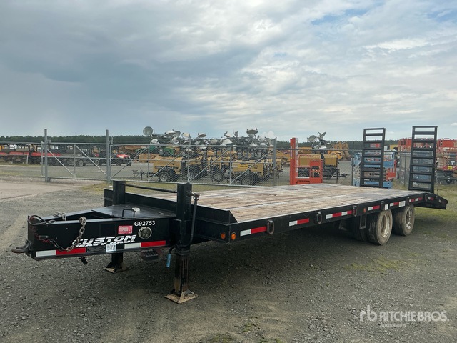 2023 Lucon 15T212ELP 27 ft T/A Equipment Trailer