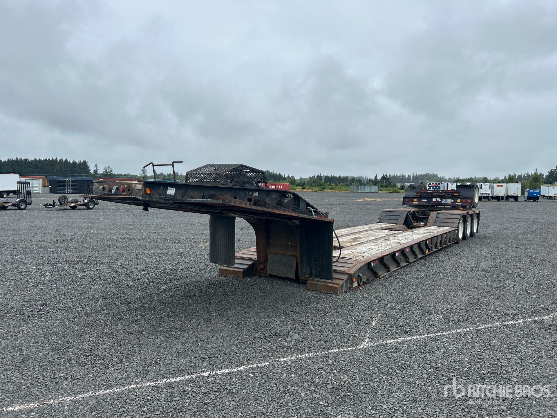 1998 Trail King Tri/A Removable Gooseneck Lowboy Trailer