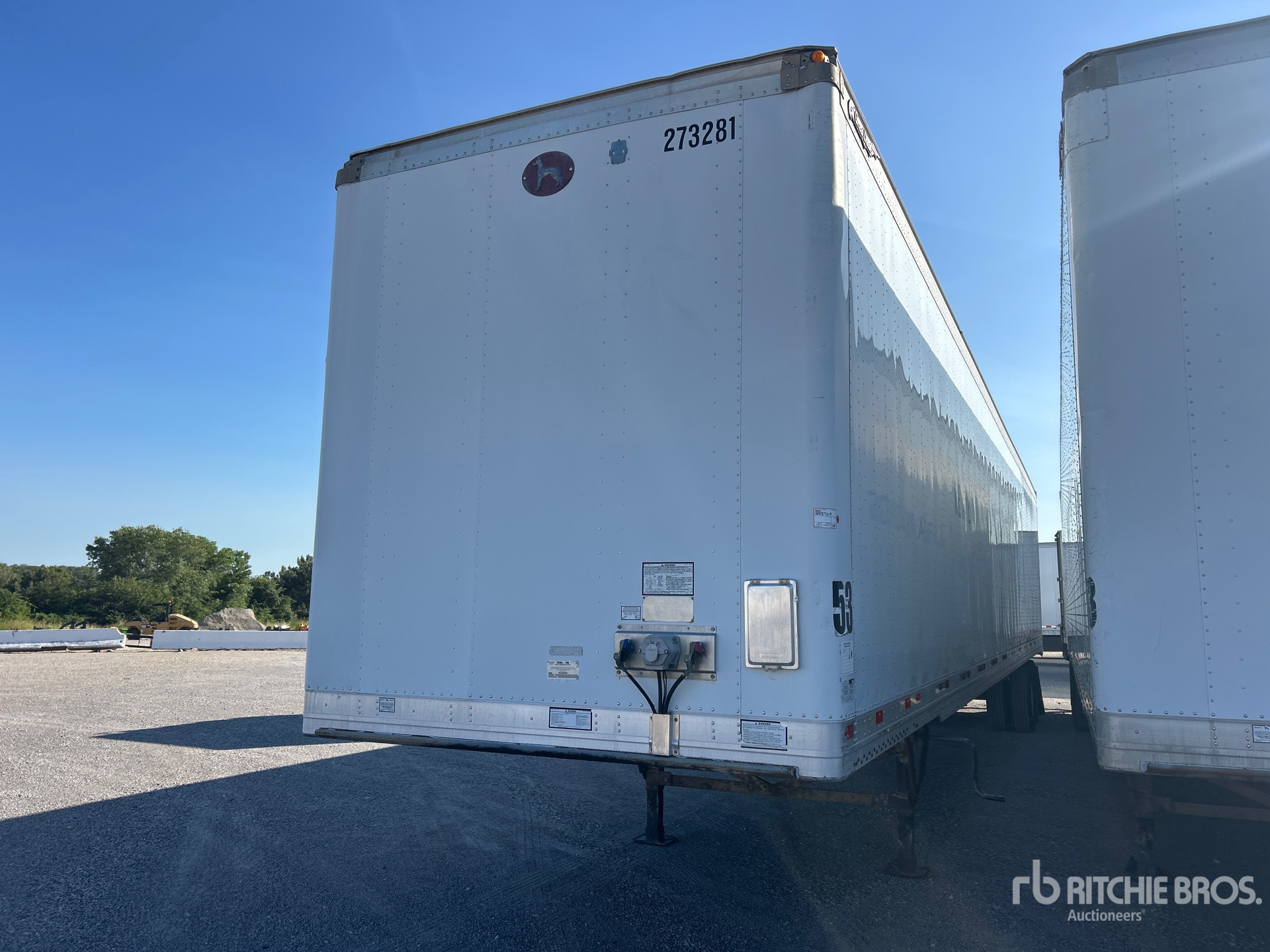 2011 Great Dane P01-1314-22053 53 ft x 102 in T/A Van Trailer