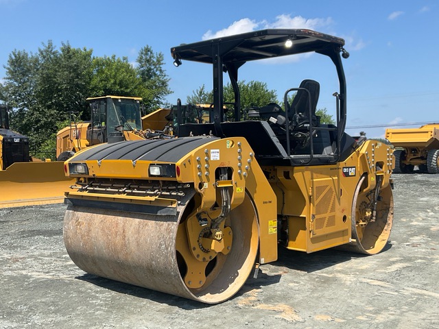 2021 Cat CB13 Double Drum Roller 2021 Cat CB13 Double Drum Roller