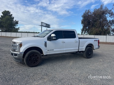 2019 Ford F-250 Lariat 4x4 Crew Cab Pickup