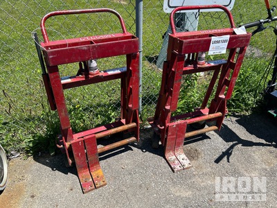 Quantity of (2) 2018 Elkay M6 Rolling Lifts