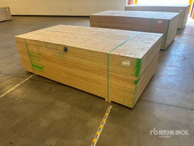 Quantity of (40) 4 ft x 8 ft x 3/4 in CSP/DFP No Stamp Madera contrachapada (Unused)