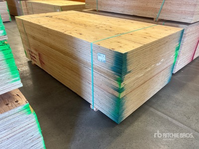 Quantity of (40) 4 ft x 8 ft x 3/4 in CSP/DFP No Stamp Madera contrachapada (Unused)