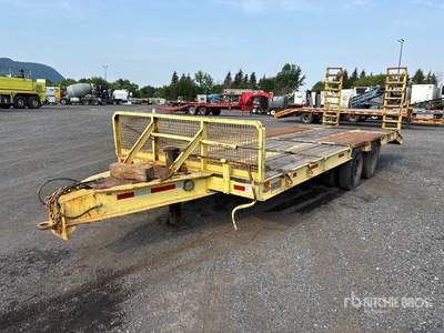 1983 Marten 24 ft T/A Equipment Trailer