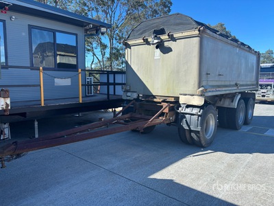 1994 Hamelex Super Dog End Dump Trailer