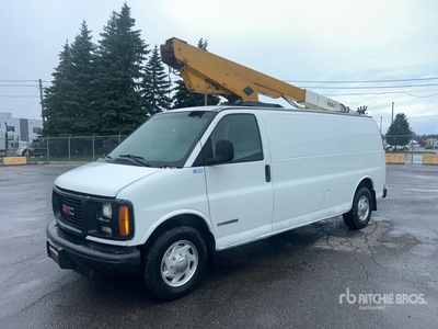Versalift 25 ft on 1997 GMC Savana G2500 4x2 Van Mounted Aerial Lift