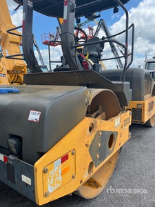 2018 Volvo DD120B Double Drum Roller