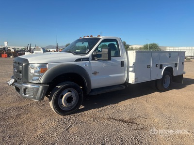 2016 Ford F-450 XL 4x2 Utility Truck