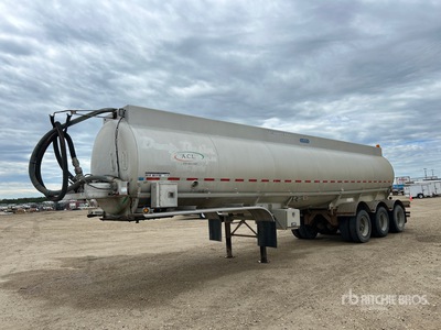2012 Advance 37500 L Tri/A Remorque-citerne à eau