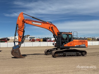 2017 Doosan DX255LC-5 Tracked Excavator