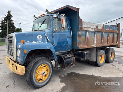 1986 Ford LNT8000 6x4 T/A Camión dumper