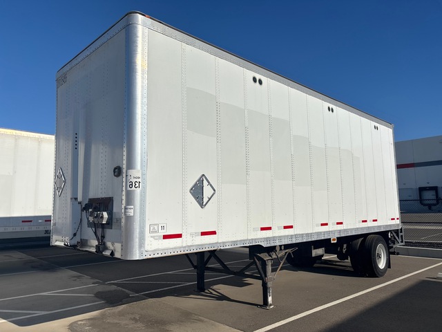 2013 Wabash 28 ft 26 ft S/A Van Trailer